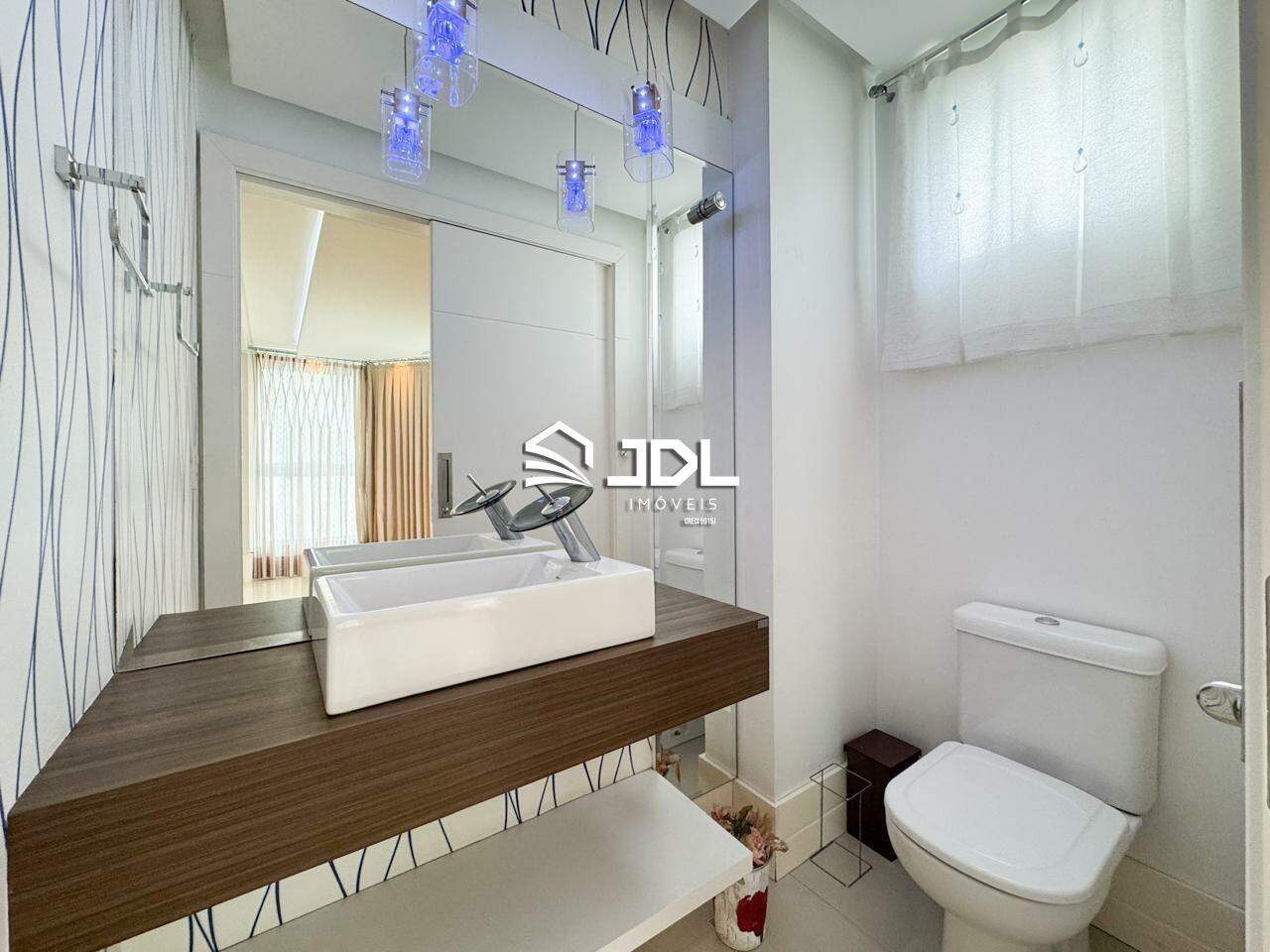 Apartamento à venda no bairro Victor Konder: