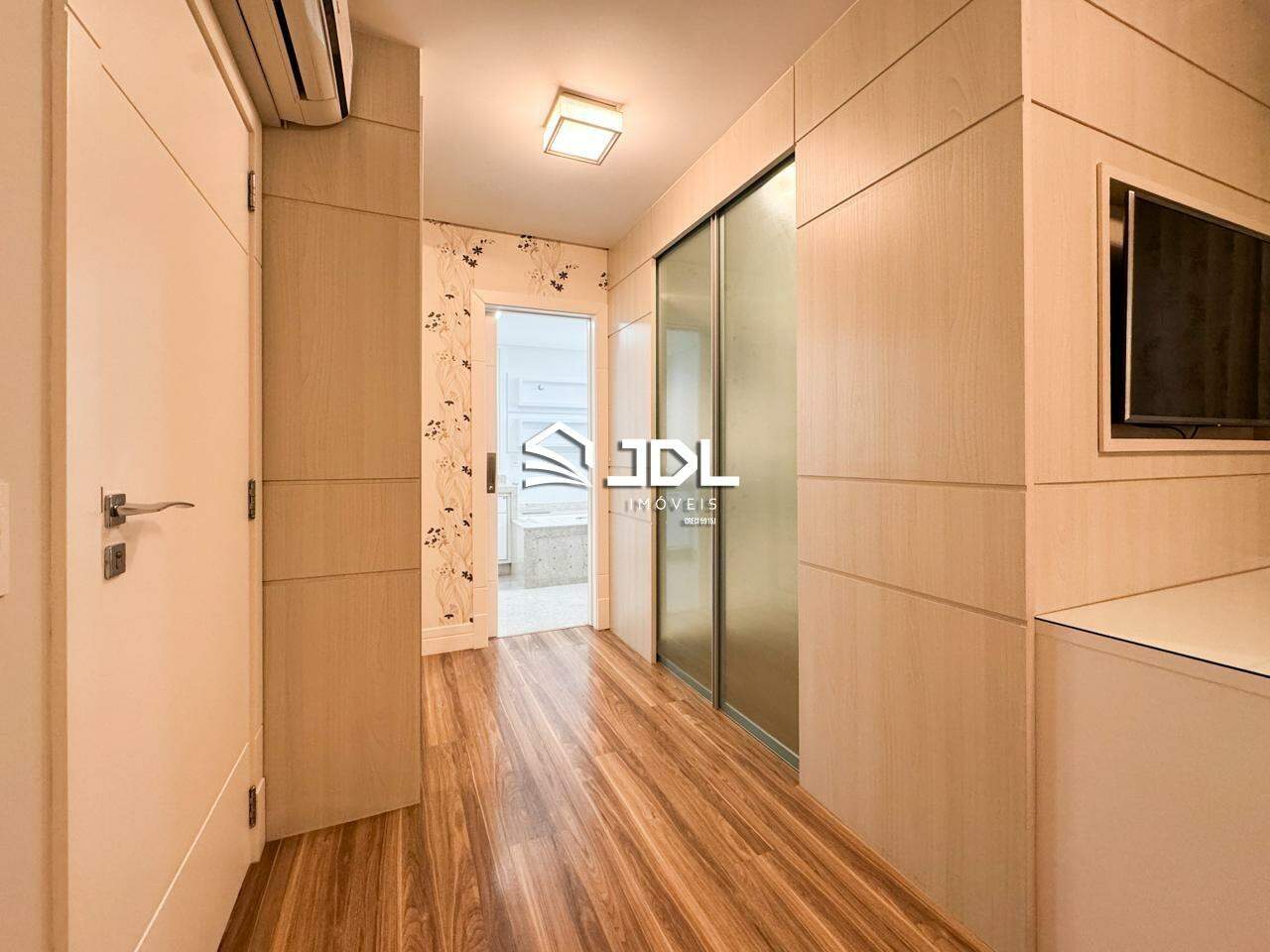 Apartamento à venda no bairro Victor Konder: 