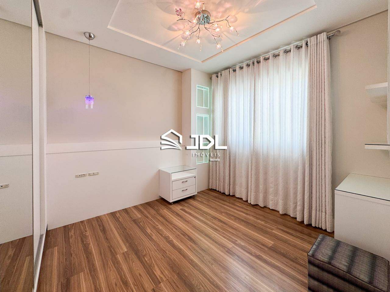 Apartamento à venda no bairro Victor Konder: