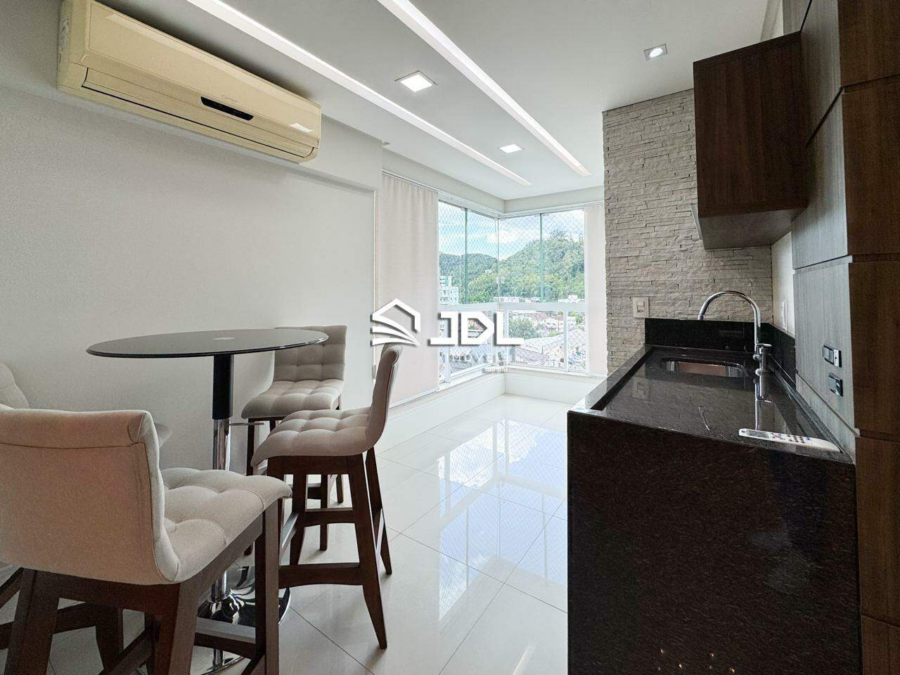 Apartamento à venda no bairro Victor Konder: