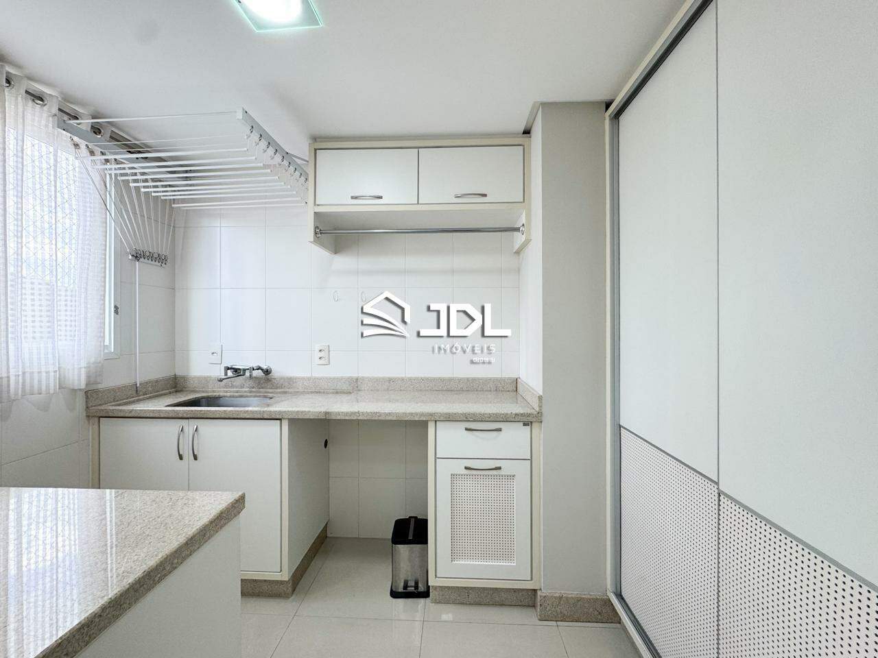 Apartamento à venda no bairro Victor Konder: