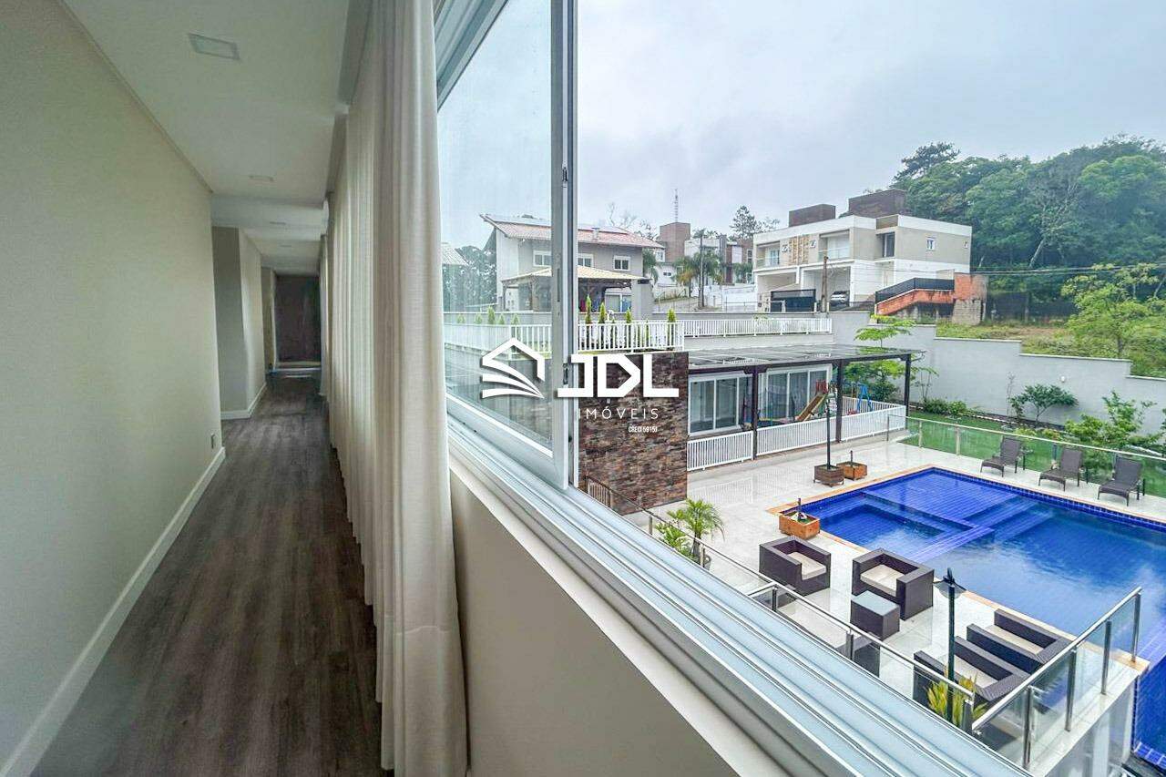 Casa à venda no bairro Ponta Aguda: