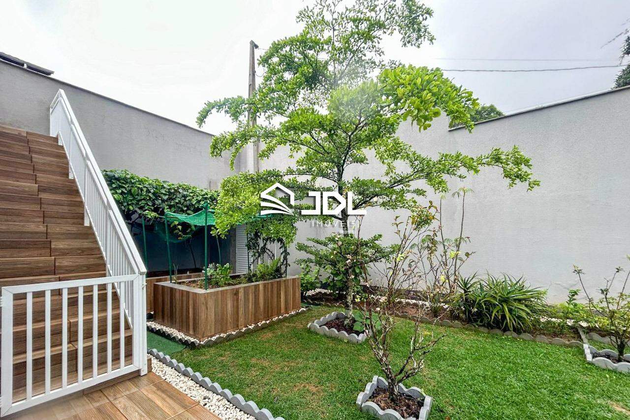 Casa à venda no bairro Ponta Aguda: