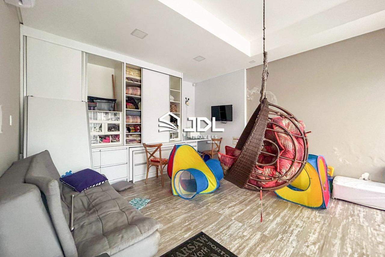 Casa à venda no bairro Ponta Aguda: