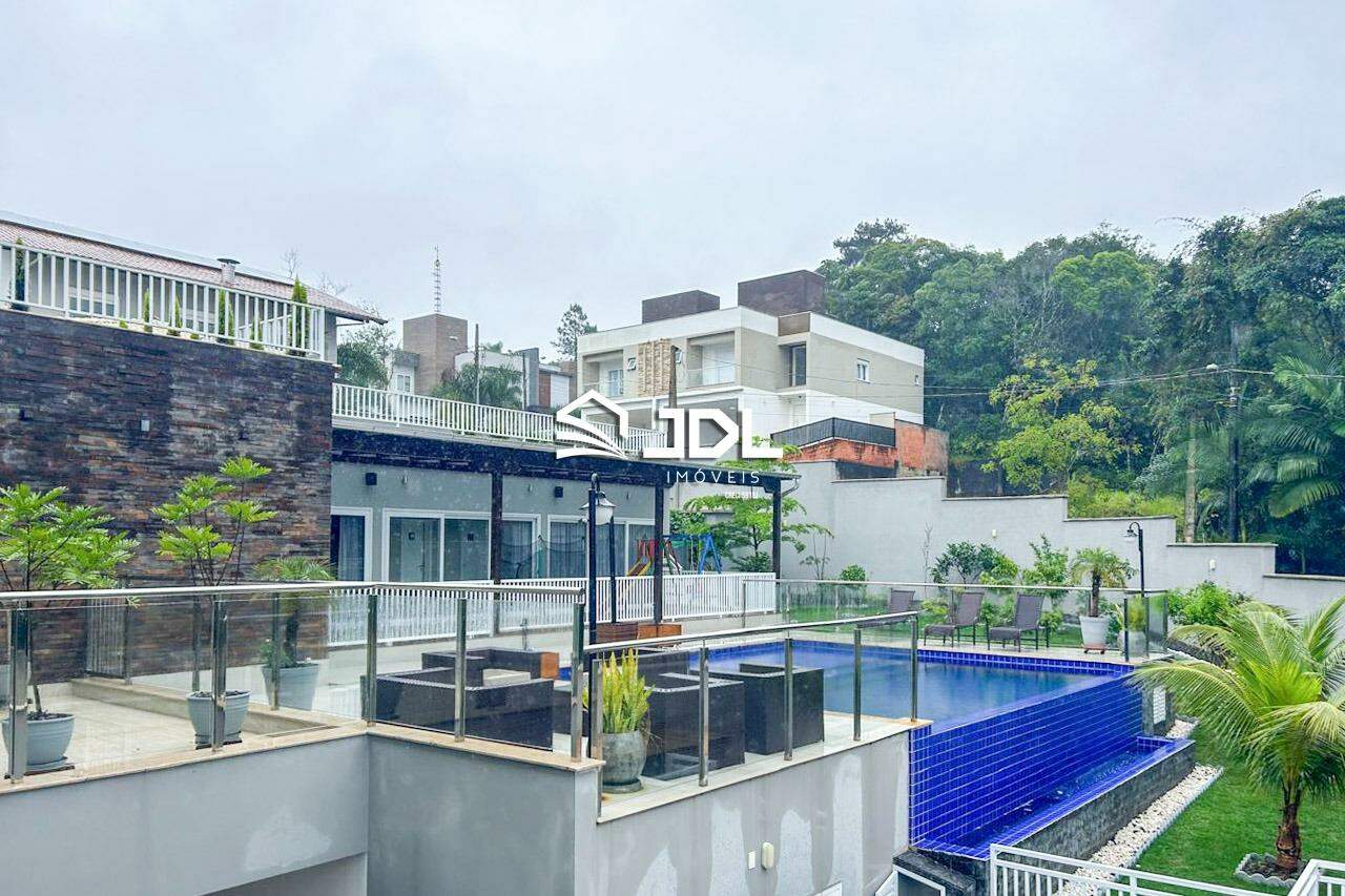 Casa à venda no bairro Ponta Aguda: