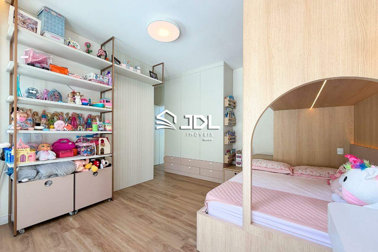 Casa à venda no bairro Centro: 