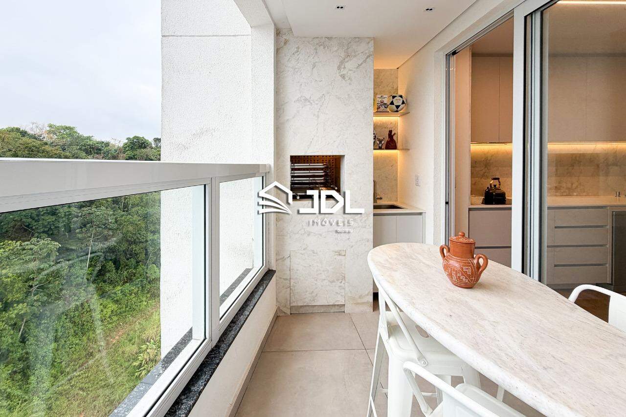 Apartamento à venda no bairro Vila Nova: