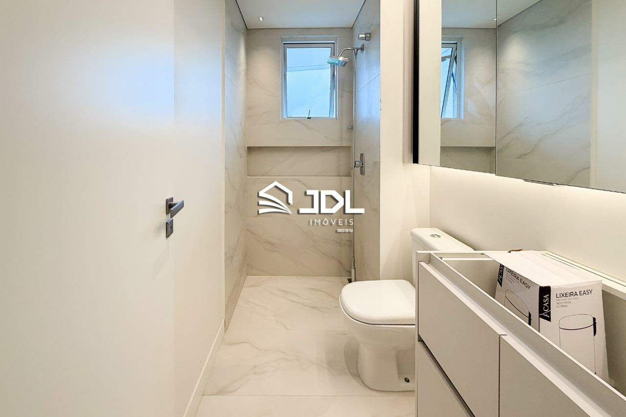 Apartamento à venda no bairro Vila Nova: