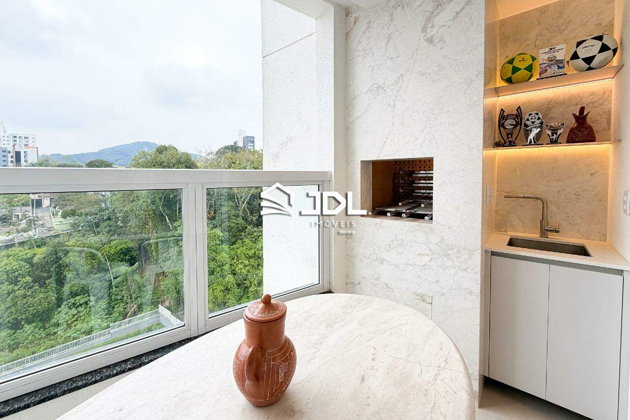 Apartamento à venda no bairro Vila Nova: