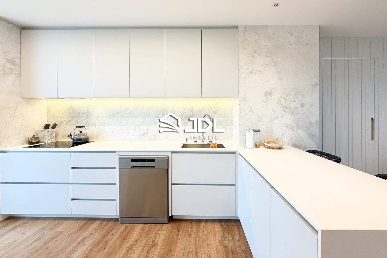Apartamento à venda no bairro Vila Nova: