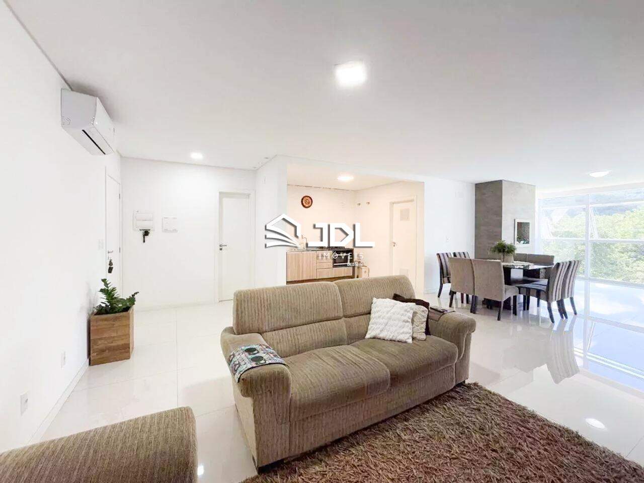 Apartamento à venda no bairro Itoupava Central: