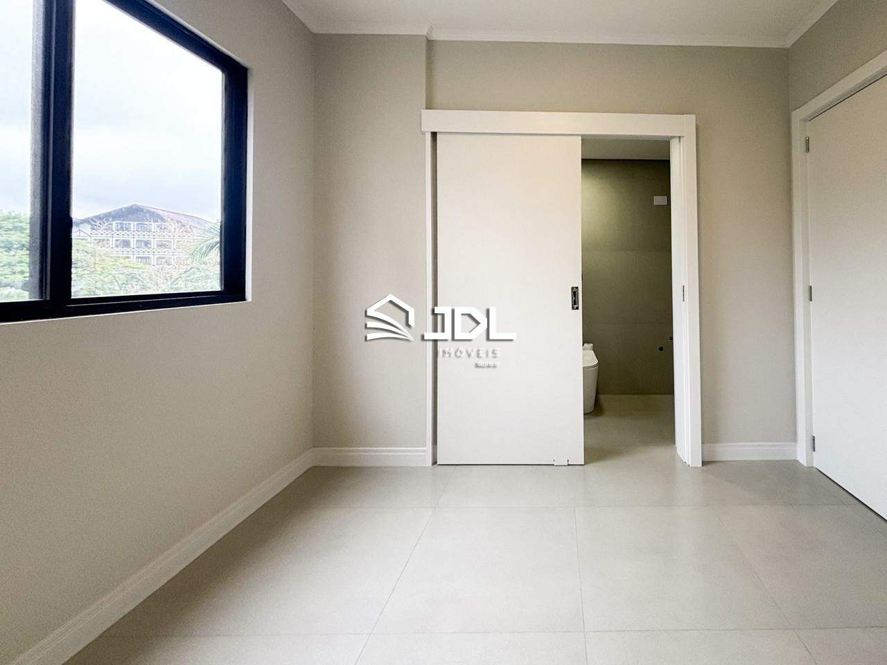 Apartamento à venda no bairro Victor Konder: