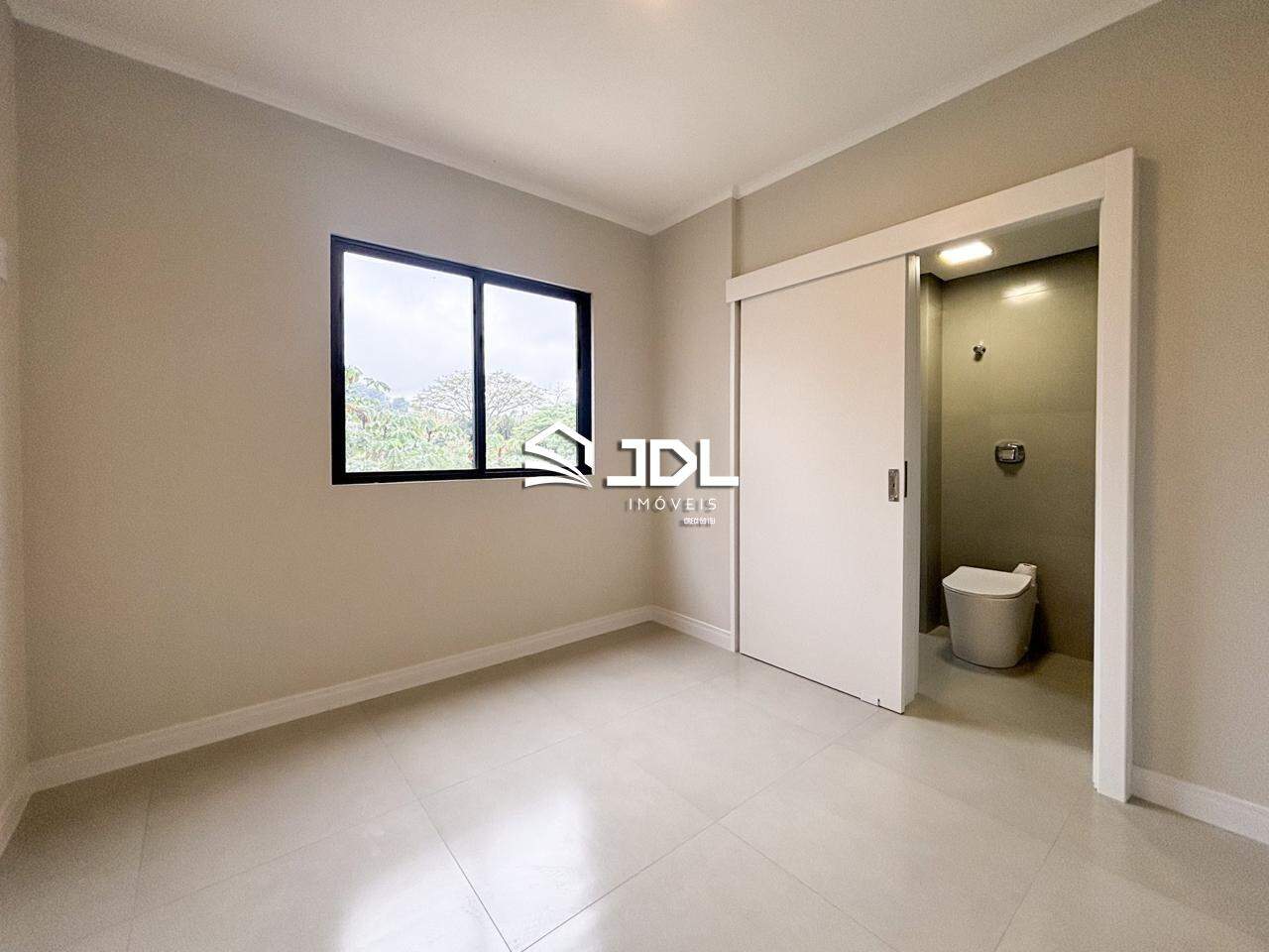 Apartamento à venda no bairro Victor Konder: