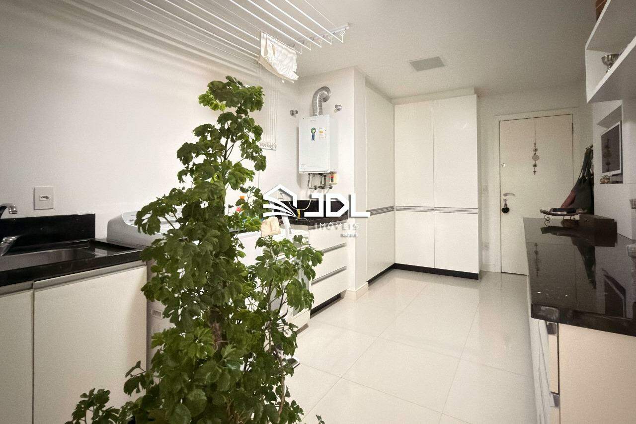 Apartamento à venda no bairro Victor Konder: