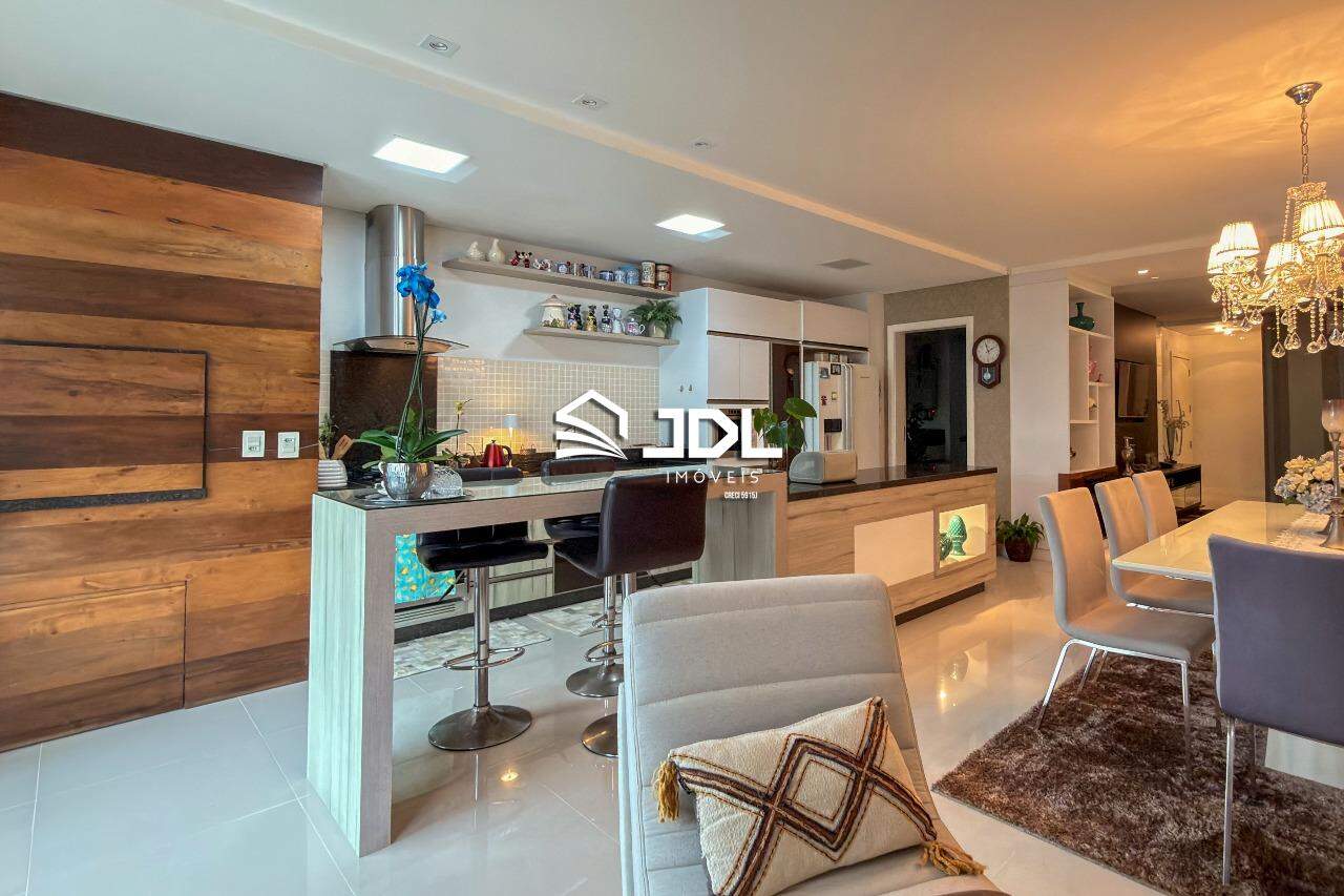 Apartamento à venda no bairro Victor Konder: 