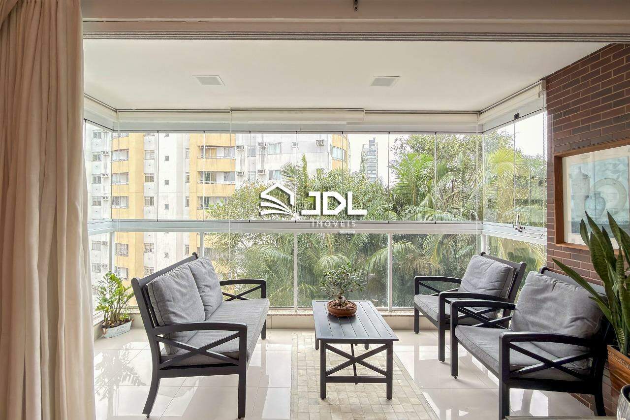 Apartamento à venda no bairro Victor Konder: