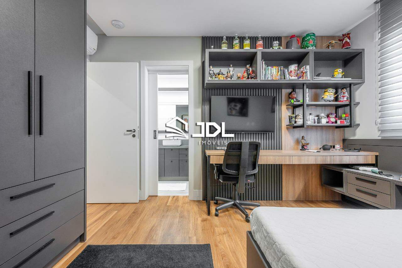 Apartamento à venda no bairro Bom Retiro: