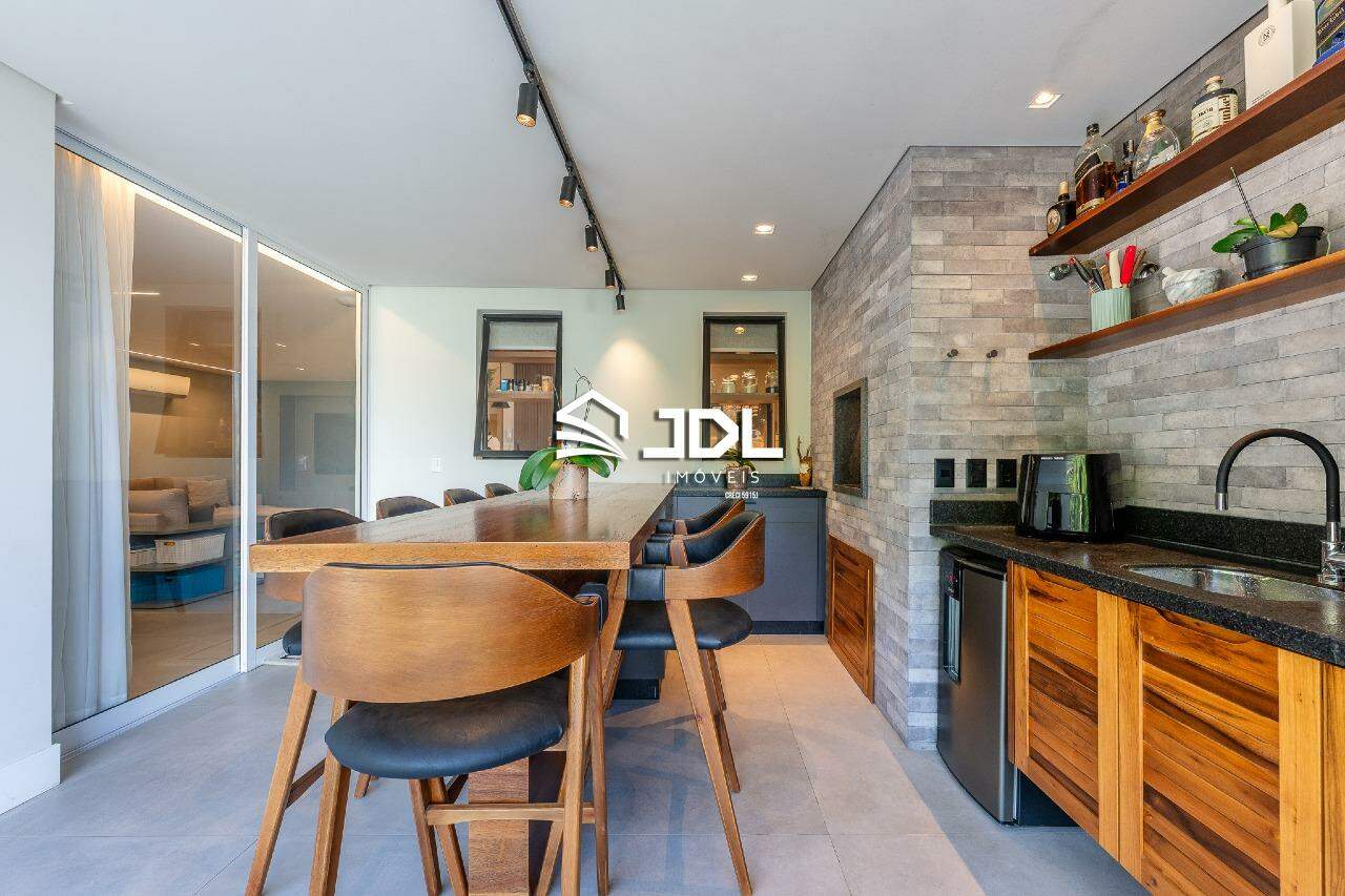 Apartamento à venda no bairro Bom Retiro: