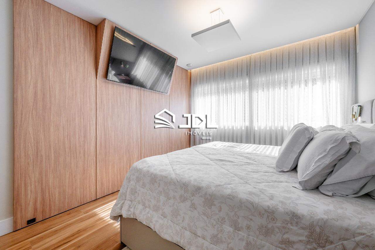 Apartamento à venda no bairro Bom Retiro: