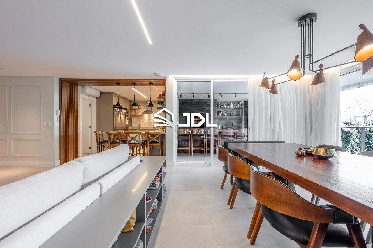 Apartamento à venda no bairro Bom Retiro: