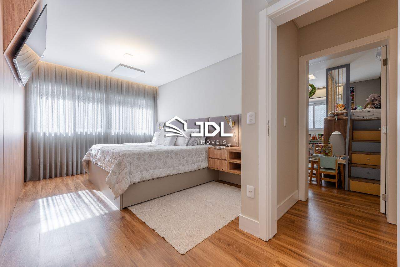 Apartamento à venda no bairro Bom Retiro: