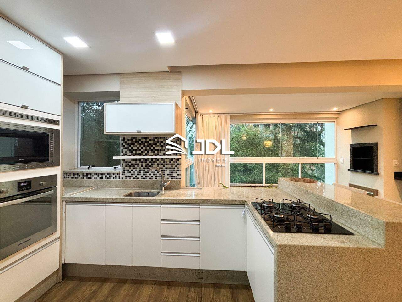 Apartamento à venda no bairro Velha: