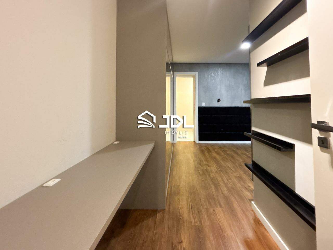 Apartamento à venda no bairro Velha: