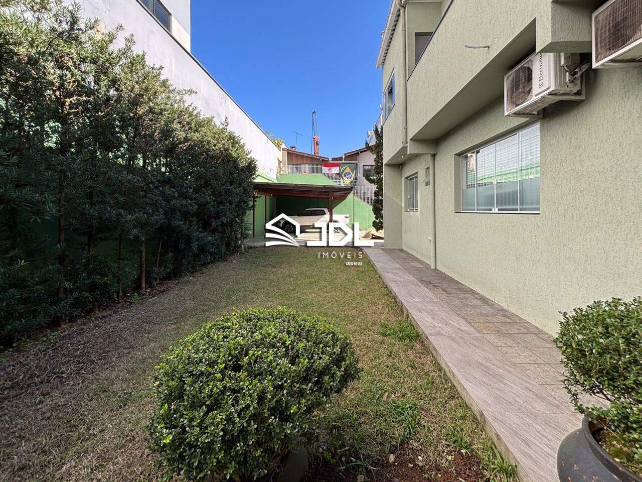 Casa à venda no bairro Ponta Aguda: 