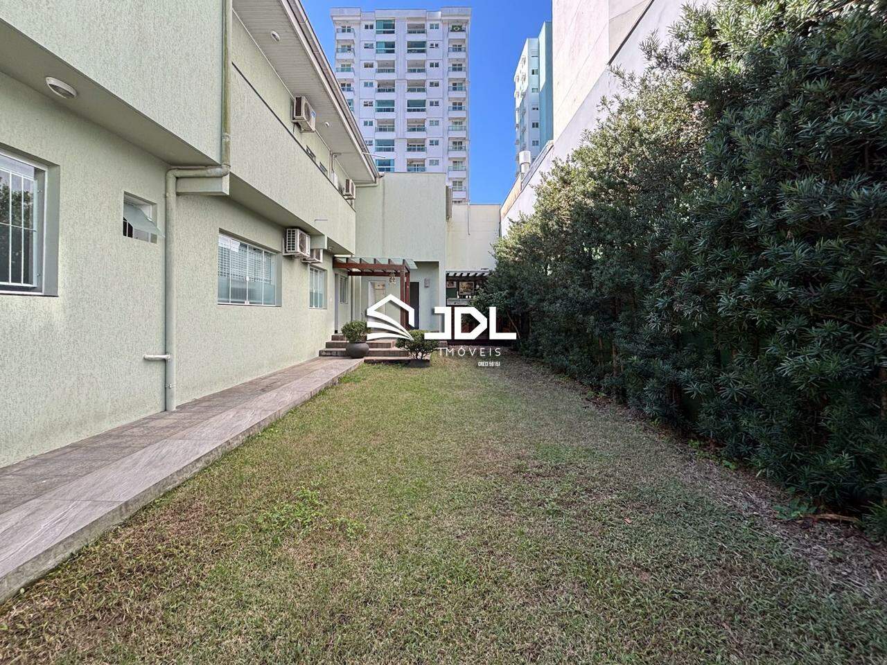 Casa à venda no bairro Ponta Aguda: 