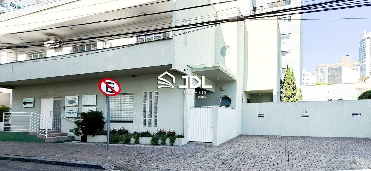 Casa à venda no bairro Ponta Aguda: 