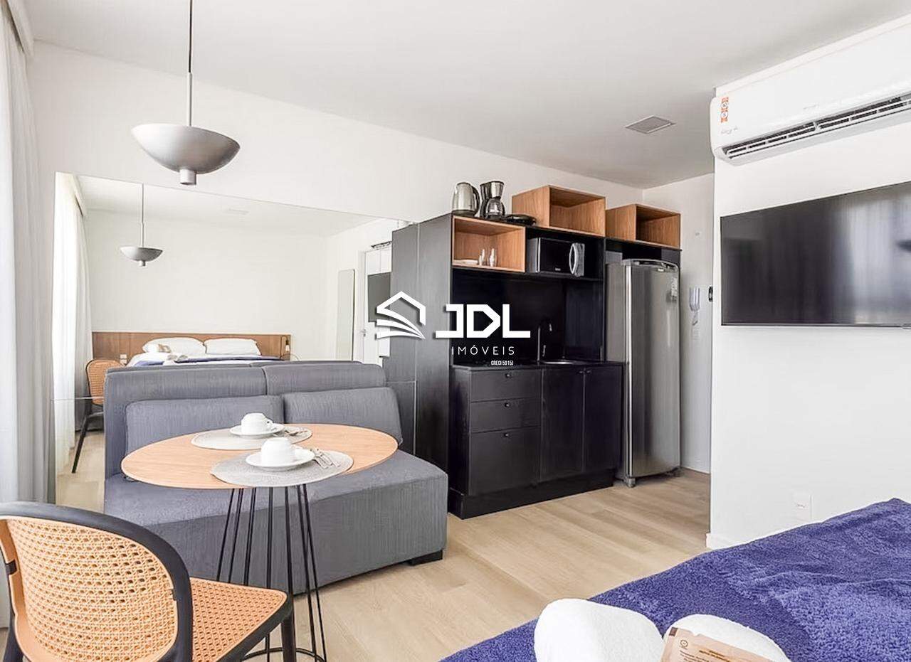 Apartamento à venda no bairro Velha: 