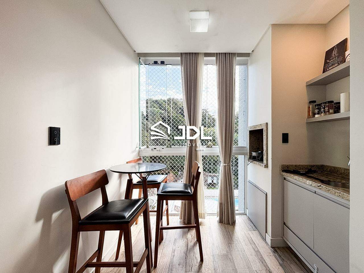 Apartamento à venda no bairro Velha: