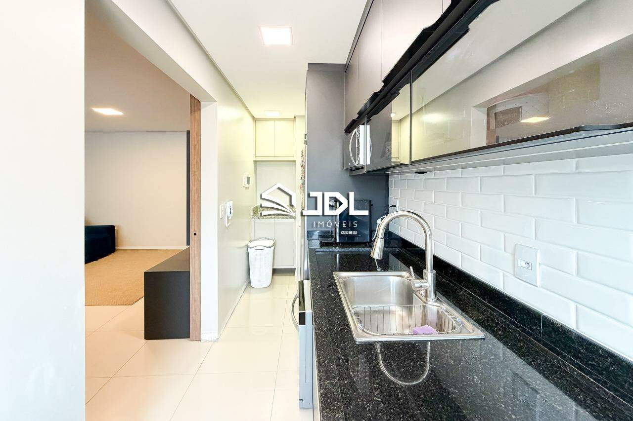 Apartamento à venda no bairro Salto Weissbach: 