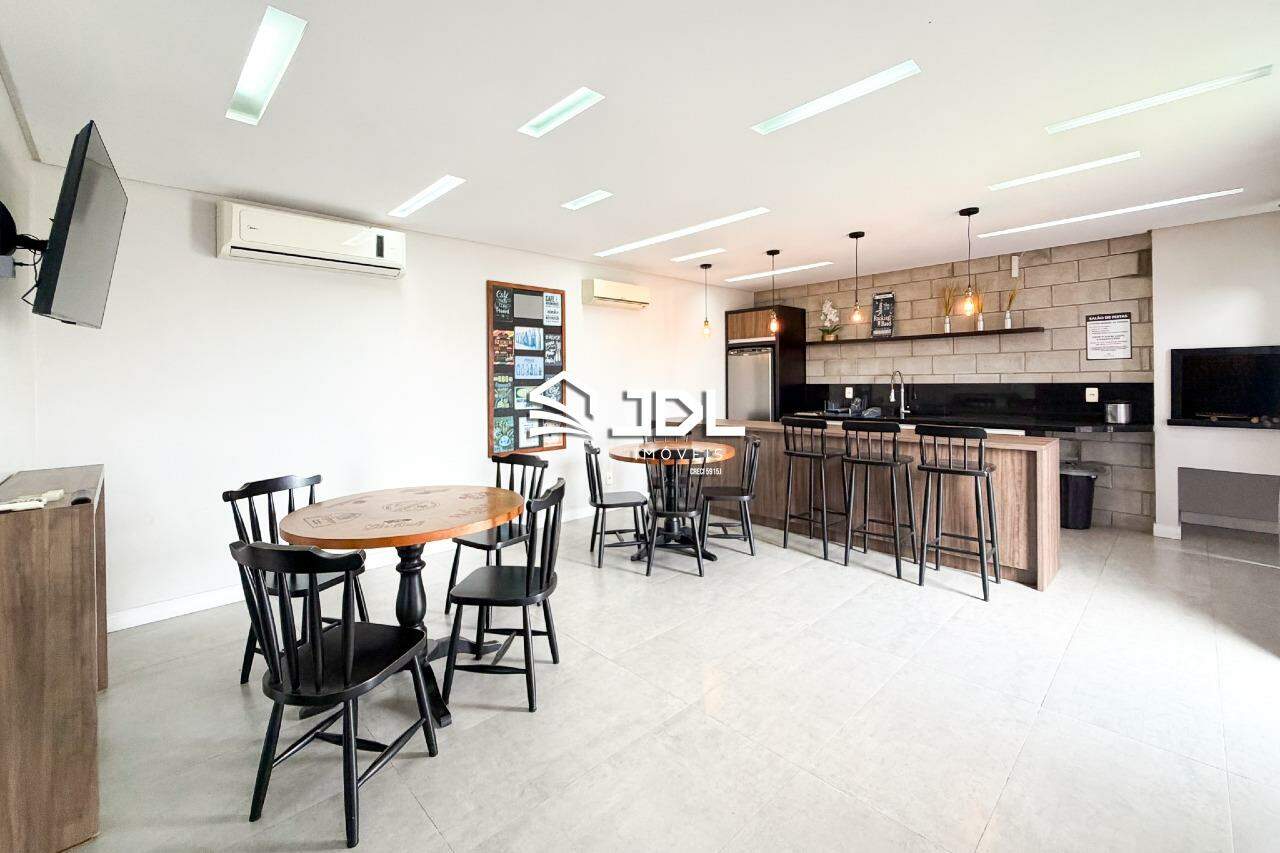 Apartamento à venda no bairro Salto Weissbach: 
