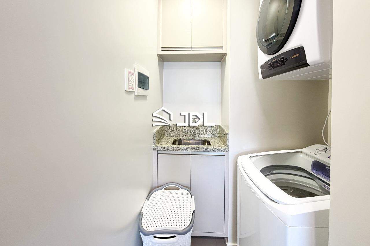 Apartamento à venda no bairro Salto Weissbach: 