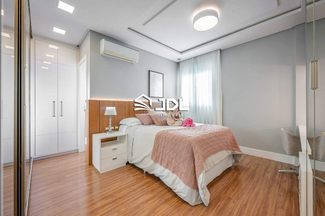 Apartamento à venda no bairro Victor Konder: