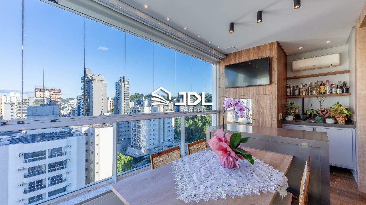 Apartamento à venda no bairro Victor Konder: 