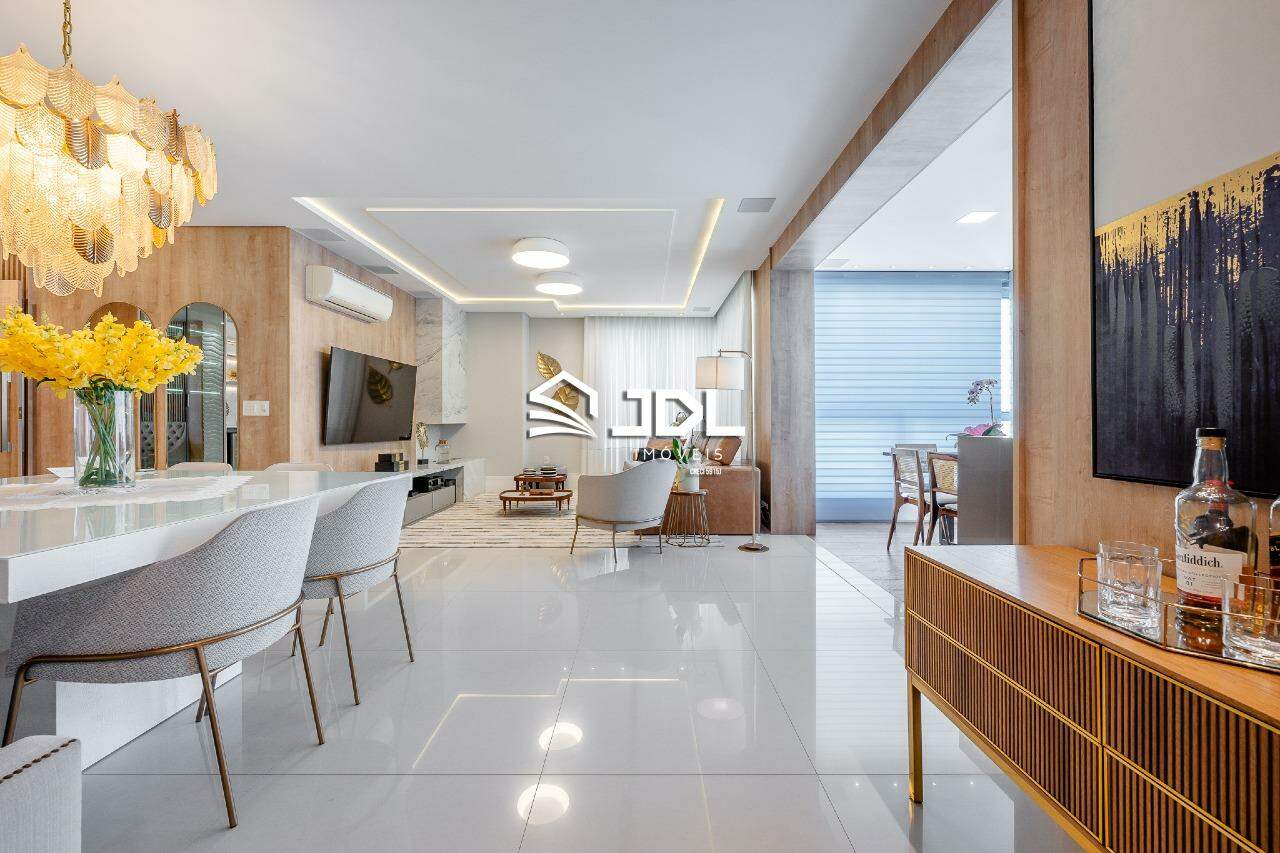 Apartamento à venda no bairro Victor Konder: