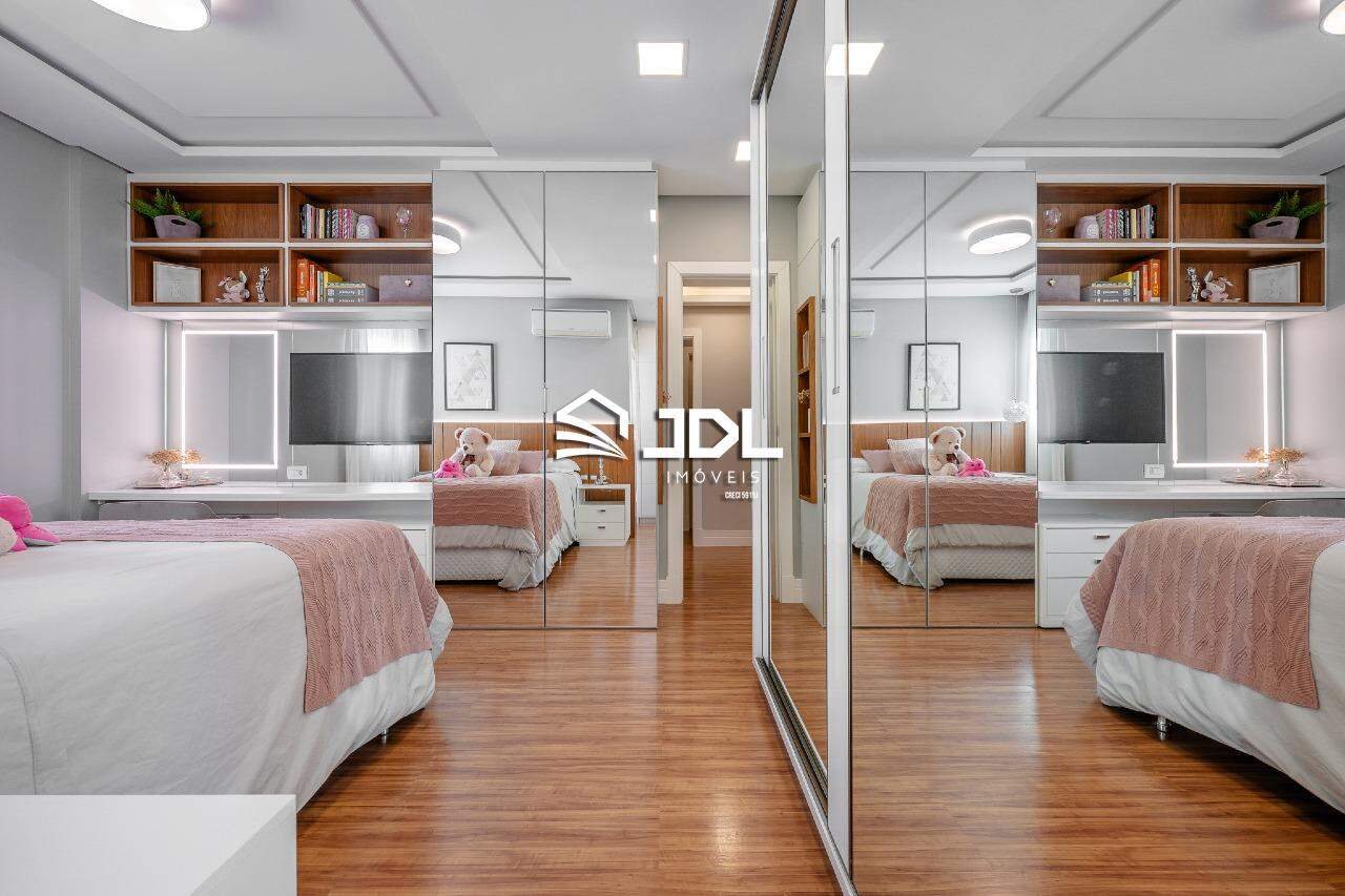 Apartamento à venda no bairro Victor Konder: