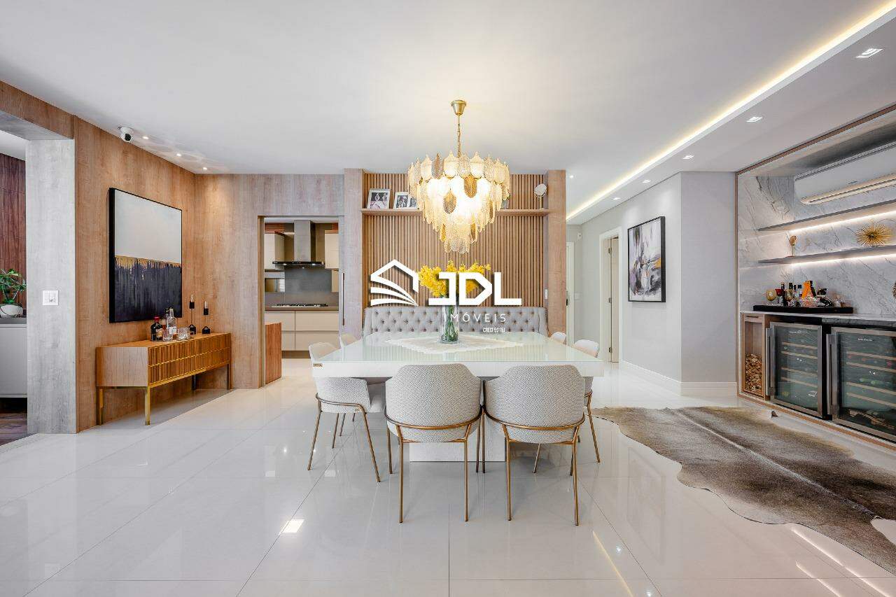 Apartamento à venda no bairro Victor Konder: