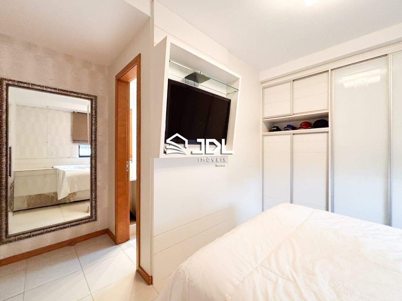 Apartamento à venda no bairro Vila Nova: 