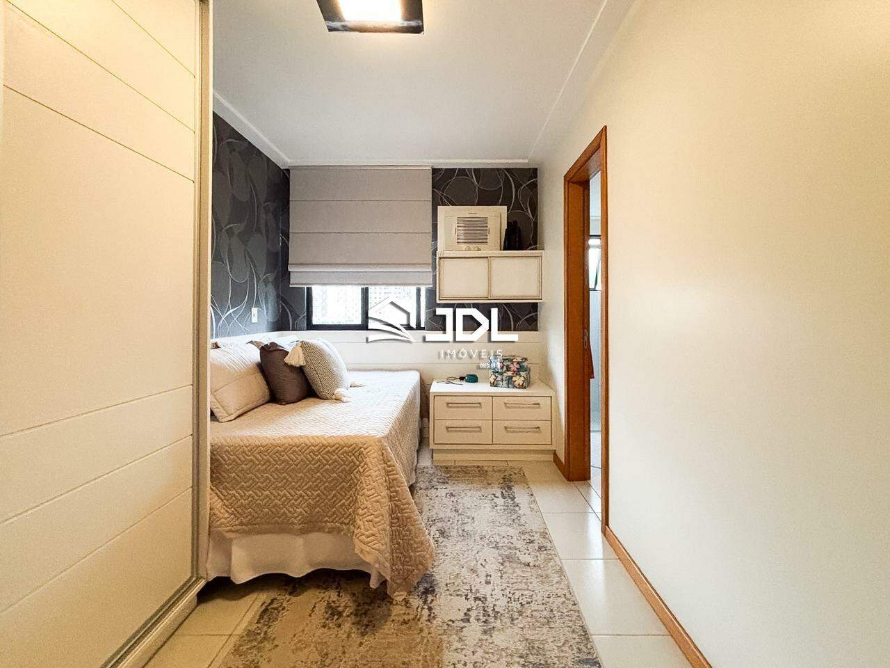 Apartamento à venda no bairro Vila Nova: 