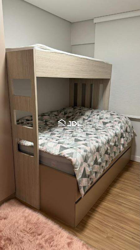 Apartamento à venda no bairro Centro: