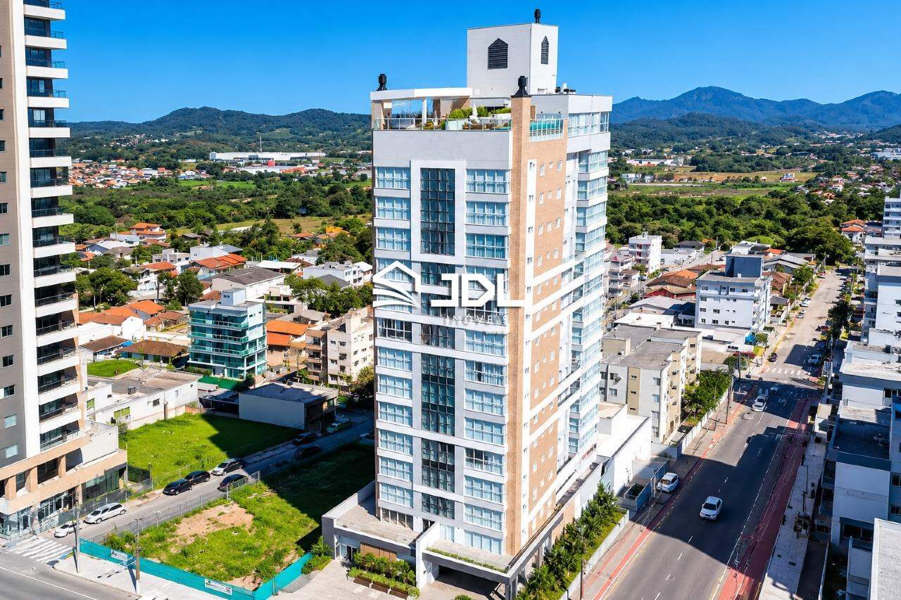Apartamento à venda no bairro Centro: 