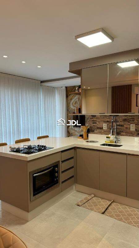 Apartamento à venda no bairro Centro: