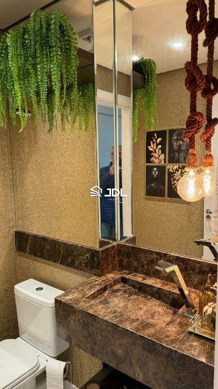 Apartamento à venda no bairro Centro: 
