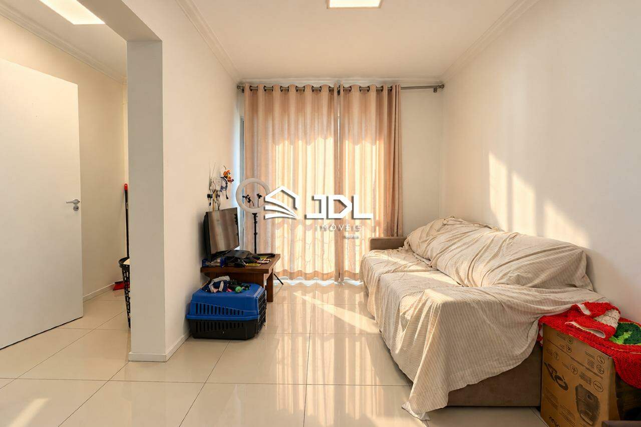 Apartamento à venda no bairro Escola Agrícola: 