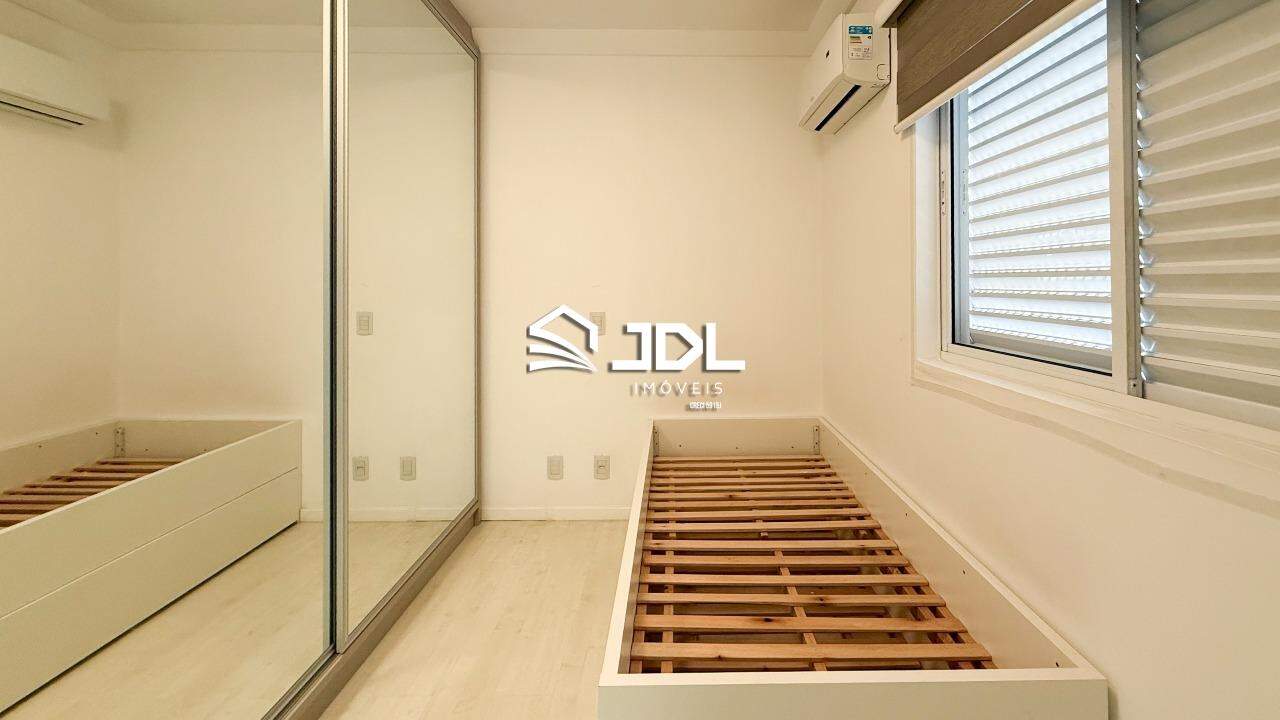 Apartamento à venda no bairro Vila Nova: