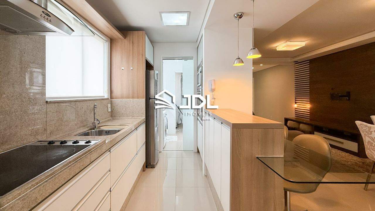 Apartamento à venda no bairro Vila Nova: