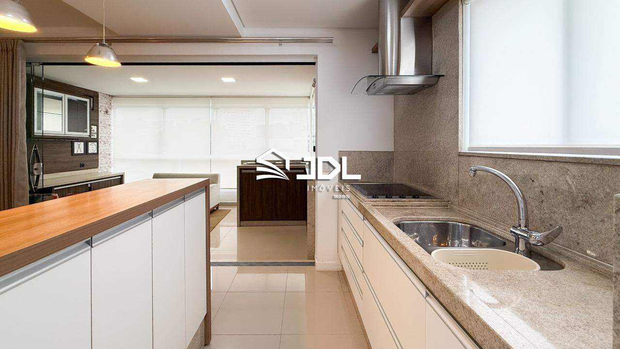 Apartamento à venda no bairro Vila Nova: